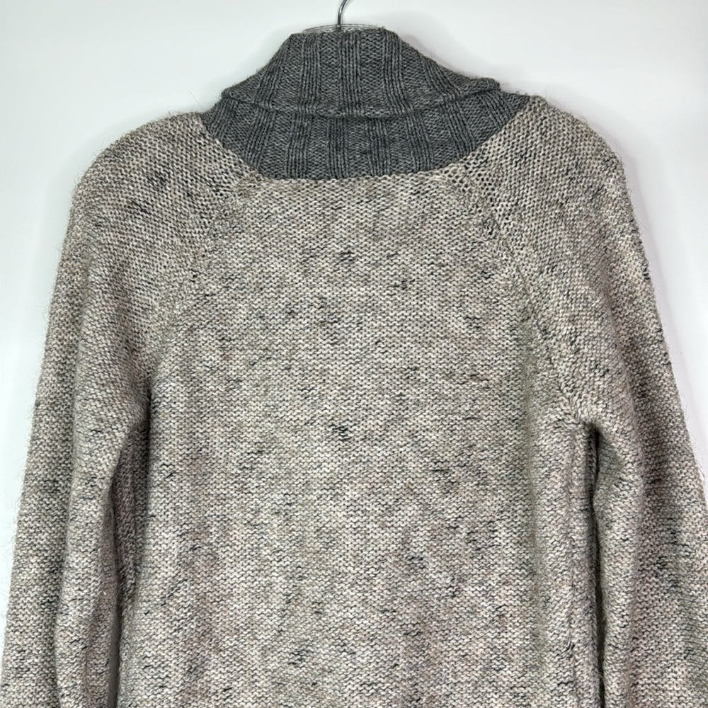 BKE Wool Blend Gray Cardigan Sweater Size Large - Picture 5 of 8